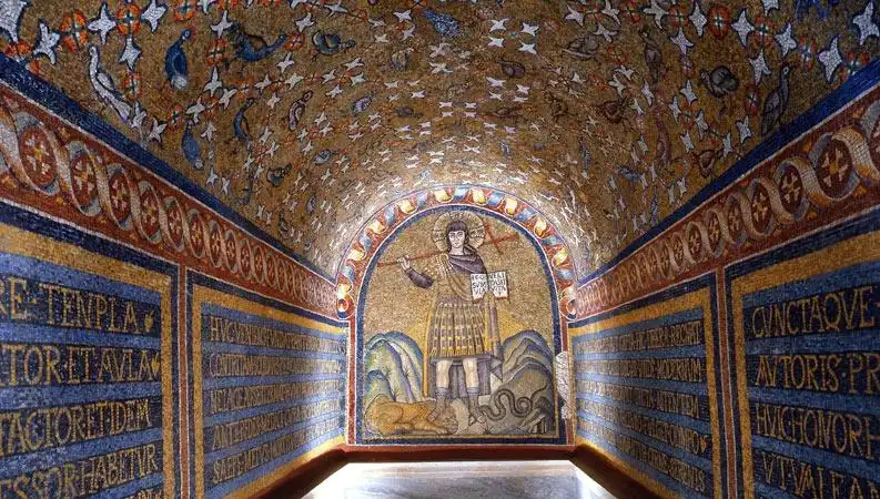 โรงแรมใกล้Archiepiscopal Museum