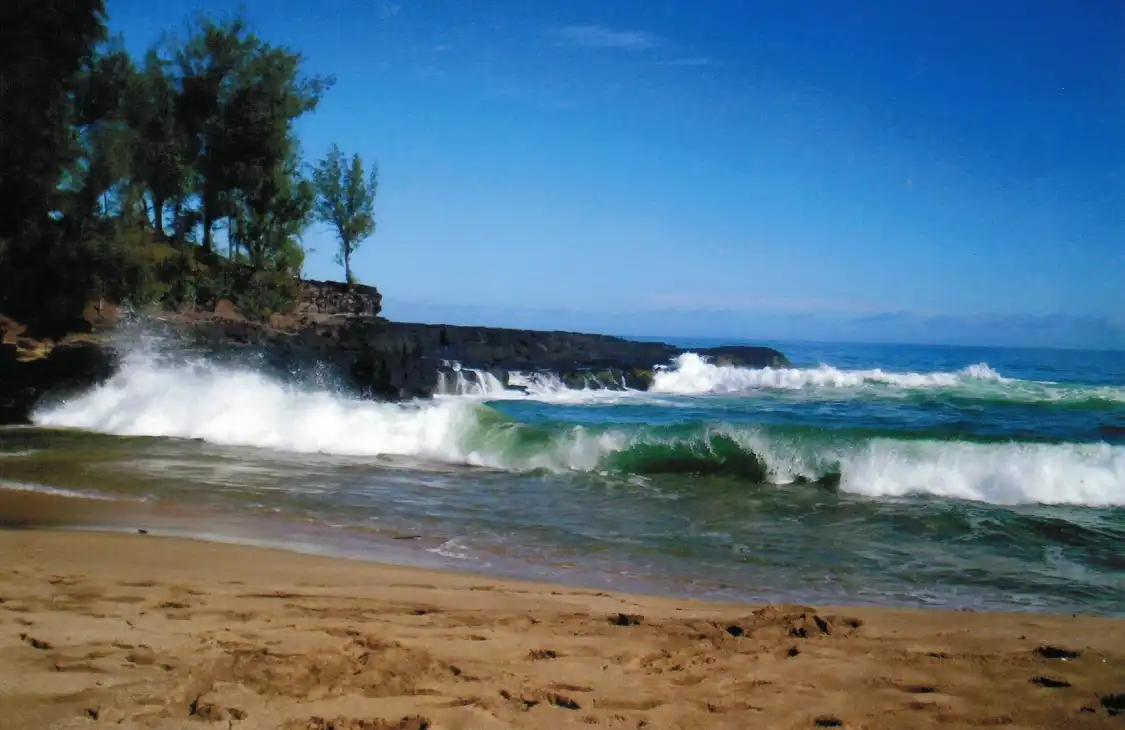 Hotels near Kalihiwai Beach
