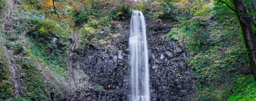 Tamasudare Falls