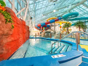 WaTiki® Indoor Waterpark Resort