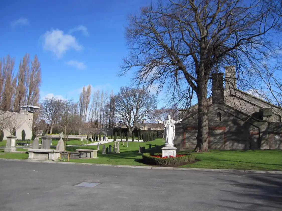 Hotels near Arbour Hill Cemetery