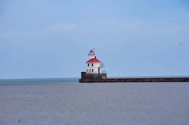Superior Entry South Breakwater Light