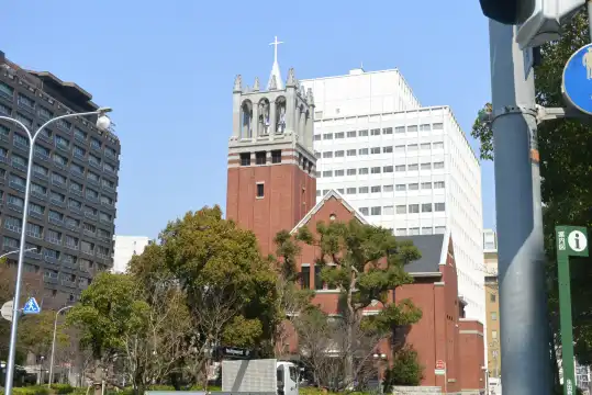 Hotel berhampiran Kōbe Eikō Church