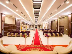 Khan's Palace Convention Hall