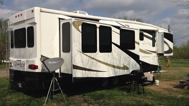 Kenedy Texas Country RV Park & Resort Ranch