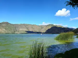 Mirador de Laguna de Yahuarcocha