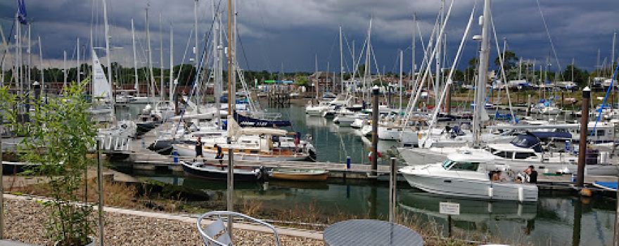 Fox's Marina Yacht Club
