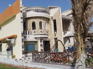 Zahra mosque and a Shiite shrine