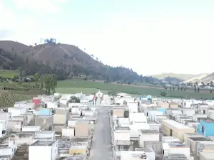 Cementerio Municipal El Cercado