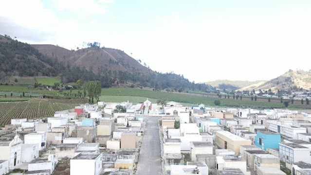 Cementerio Municipal El Cercado