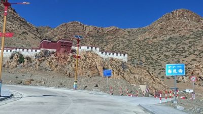 Buzha Monastery in Saga County