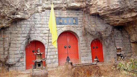 Zhang Guolao Cavern