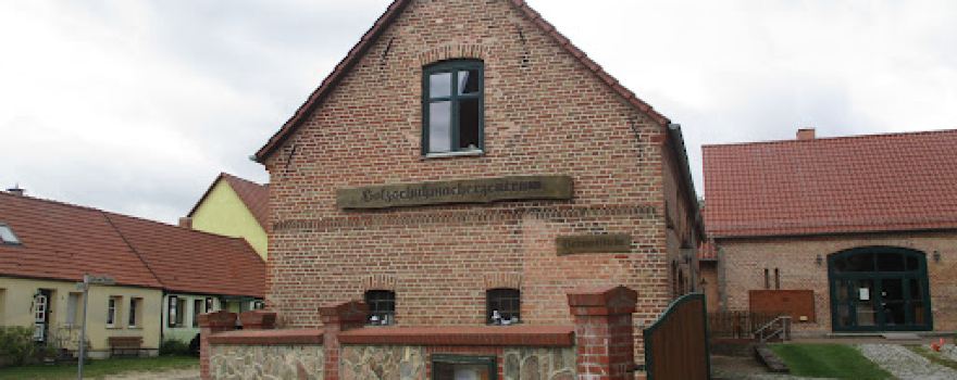 Holzschuhmachererlebniszentrum