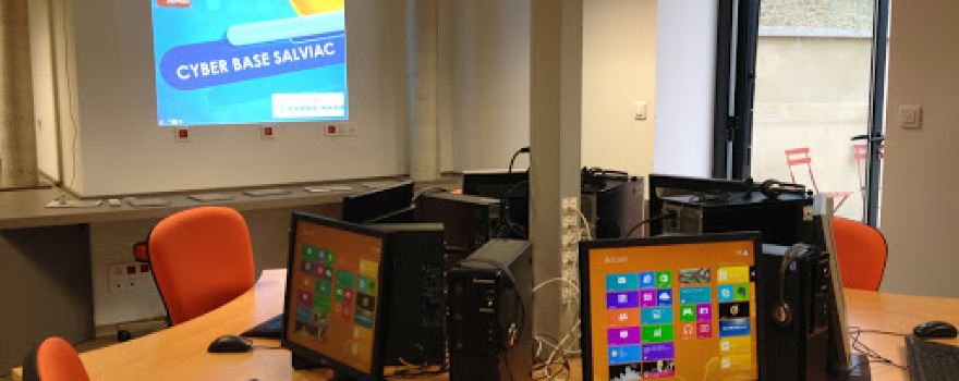 Médiathèque - Espace Bibliothèque / Espace public numérique / France services