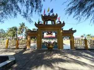 Đức Huỳnh Giáo Chủ - Hòa Hảo Buddhism Pagoda