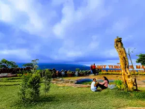 Bukit Tunggul Manik