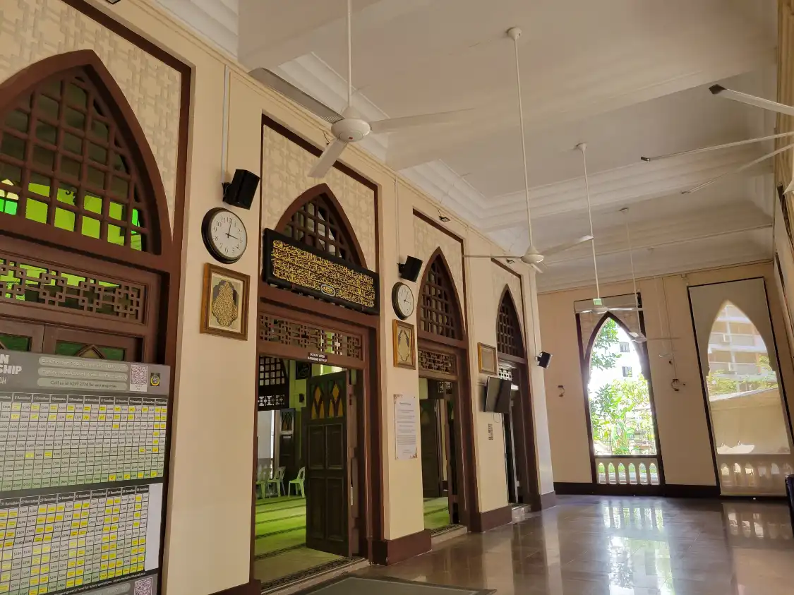 Hotels near Masjid Hajjah Fatimah Mosque | مسجد