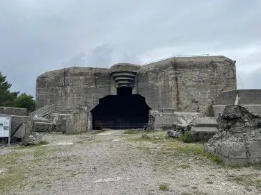 Movik Fort