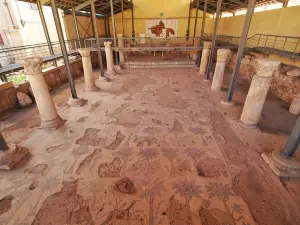 Apostles Church كنيسة الرسل