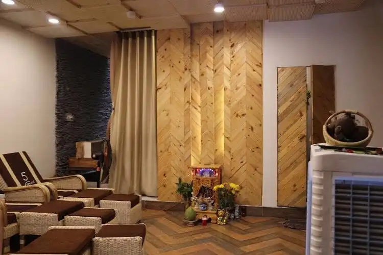 Hotel in zona Five Senses Spa