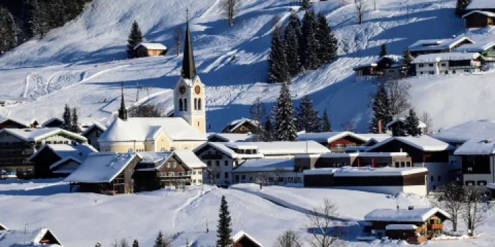 Pfarrkirche Maria Opferung Riezlern