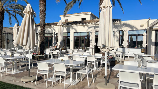 Las Colinas Golf & Country Club