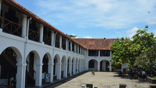 Dutch Hospital - Shopping Precinct