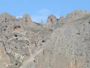 Cuevas de Los Letreros