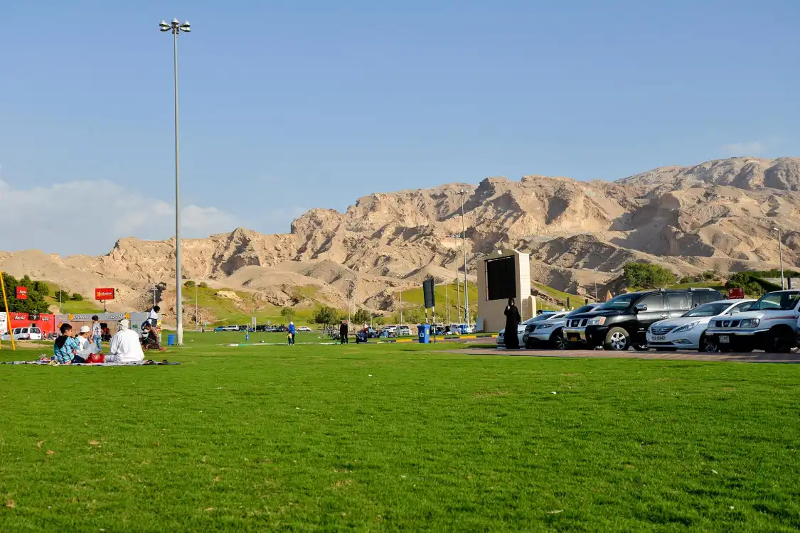 Hotels near Green Mubazzarah Hot Springs