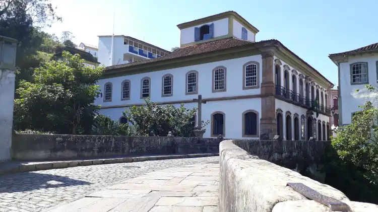 Hotels near Ponte dos Contos