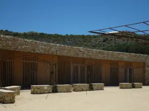 Tutugi Necropolis