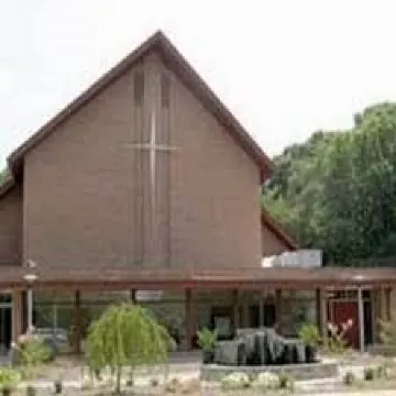 Holy Cross Lutheran Church