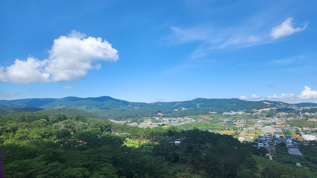 Dalat Cable Car Tourist Area