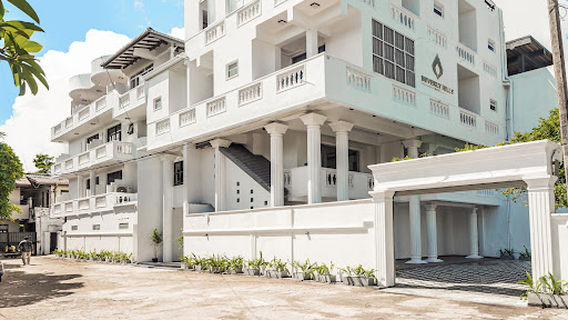 Mount Lavinia