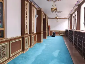 Çaykara Merkez Cami