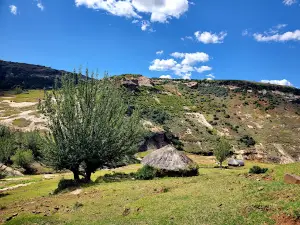 Kome Caves
