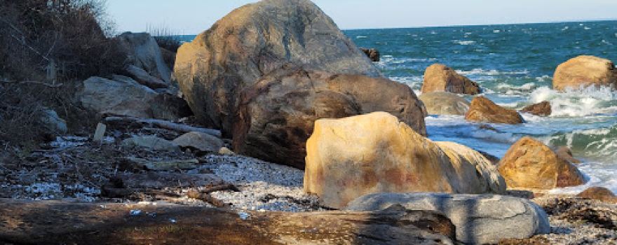 Southold Town Beach - Rocky Point