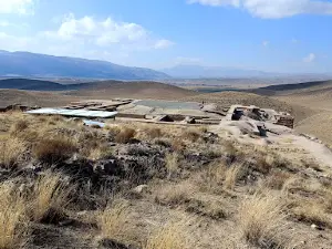 Toll-e Takht fortress
