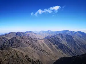 Trekking Atlas Mountains