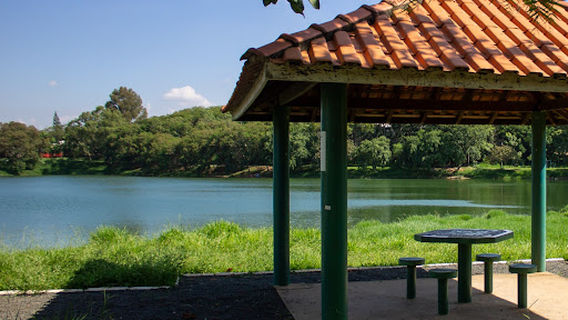 Linear José Mingone Park