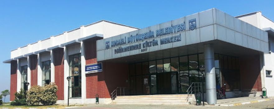 Kocaeli Büyükşehir Belediyesi Değirmendere Kültür Merkezi