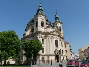 Zrcadlové bludiště