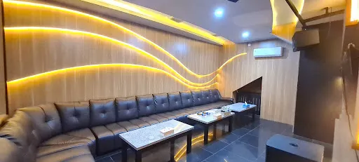 New X Cite Karaoke And Lounge