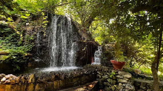 Green oasis Argiroupolis Springs