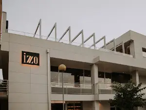 Izzo Eat&Drinks