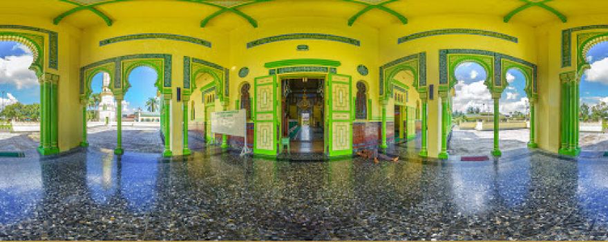 Azizi Mosque