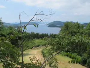 Geoje Maengjongjuk Theme Park