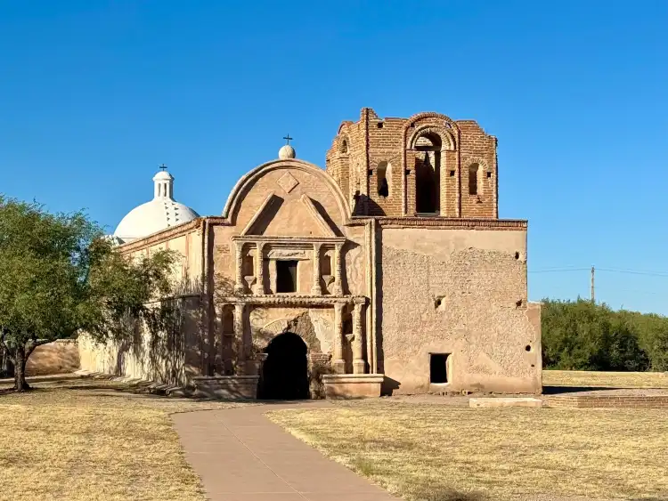 Hotels in Tumacacori-Carmen