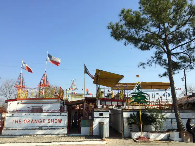 Hotels in der Nähe von The Orange Show