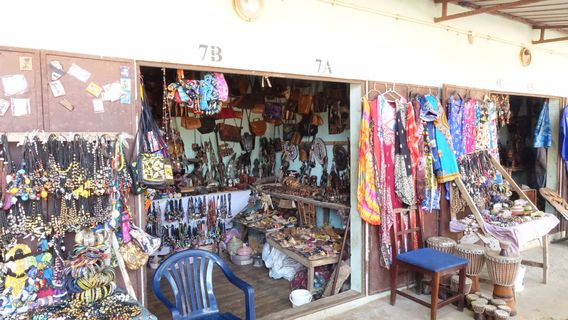 Bakau Craft Market